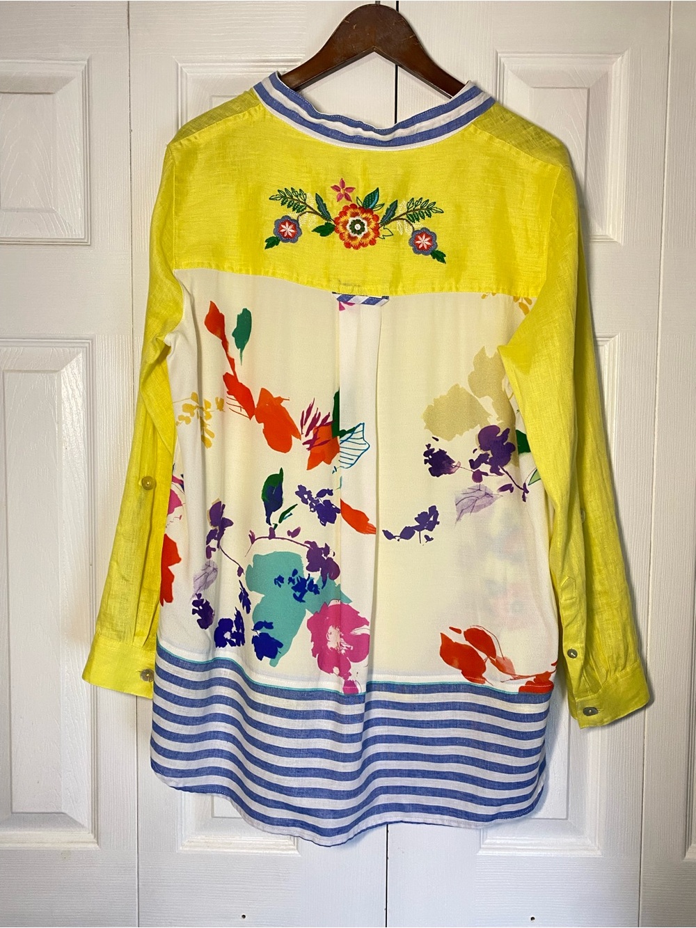 John Mark Blouse Top Linen Yellow Embroidered Mixed Media with Blue Striped Hem - Picture 2 of 13